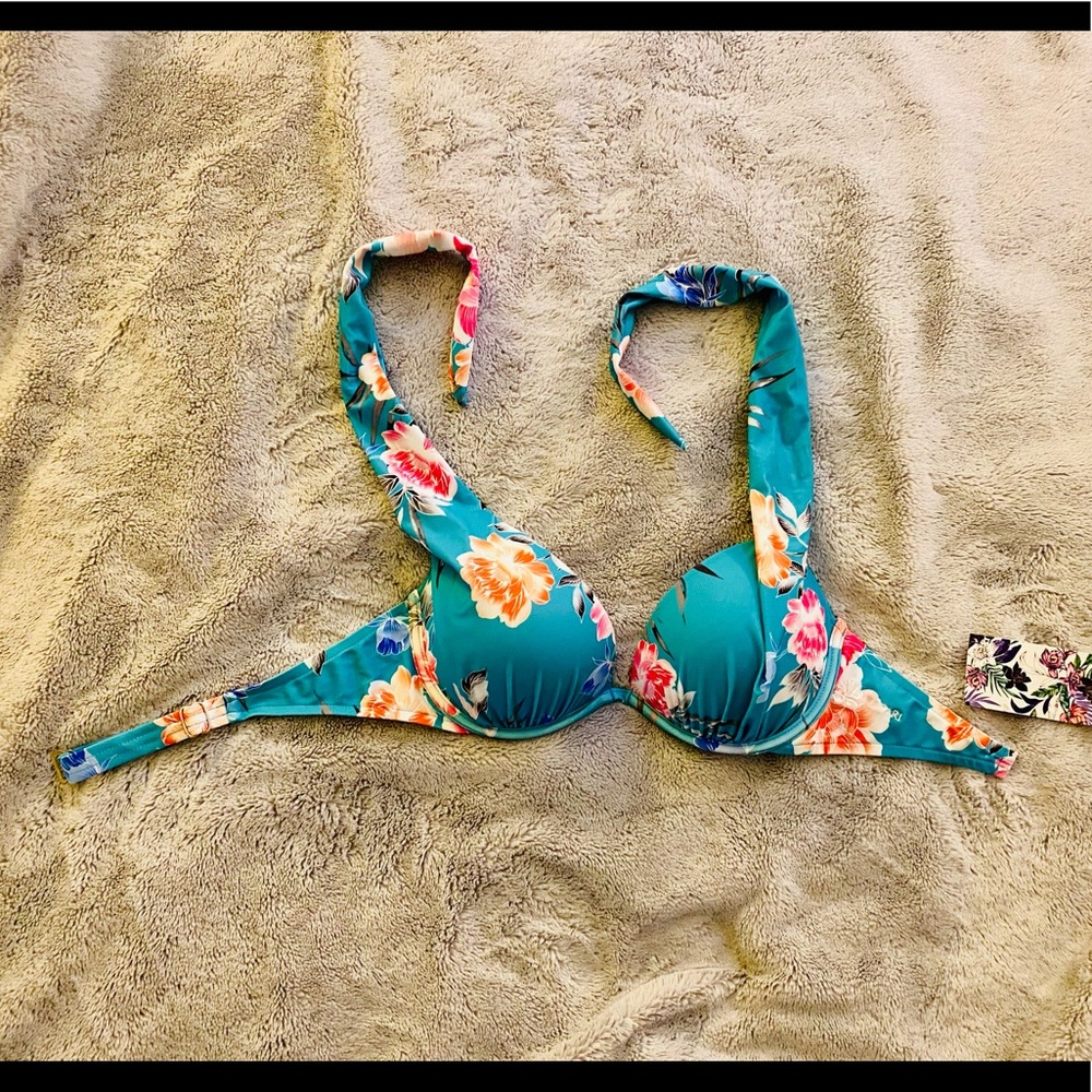 🏝Hapari “Bloom” push up bikini top🏝